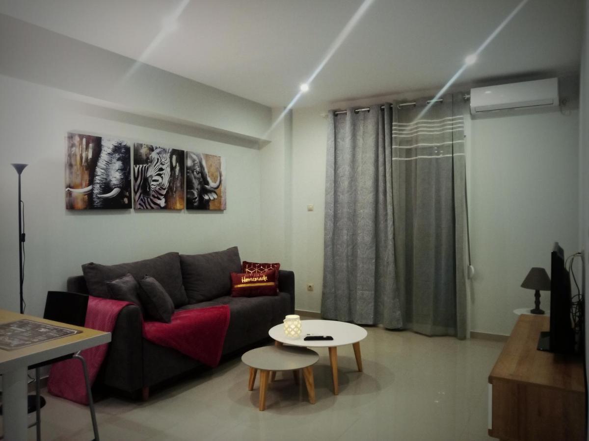 Suite Apartment Athens Center, Metro Metaxourgeio Exteriör bild